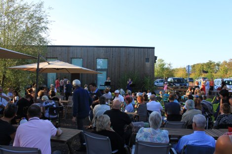 37898656_261149494663529_6114686119738081280_o